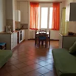 Casa Miralago 公寓